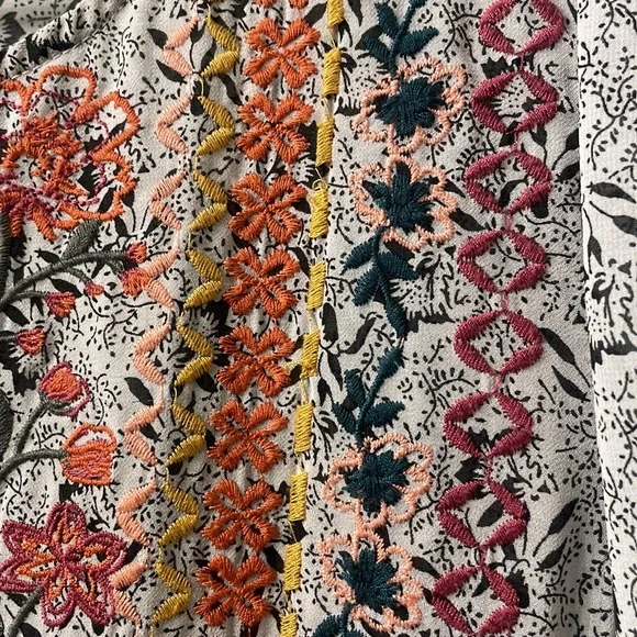 Jodifl Mixed Media 3/4 Sleeve Boho Dress Embroidered Black and White Size M - Picture 5 of 9